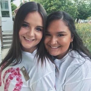 Meet your Posher, Olinca